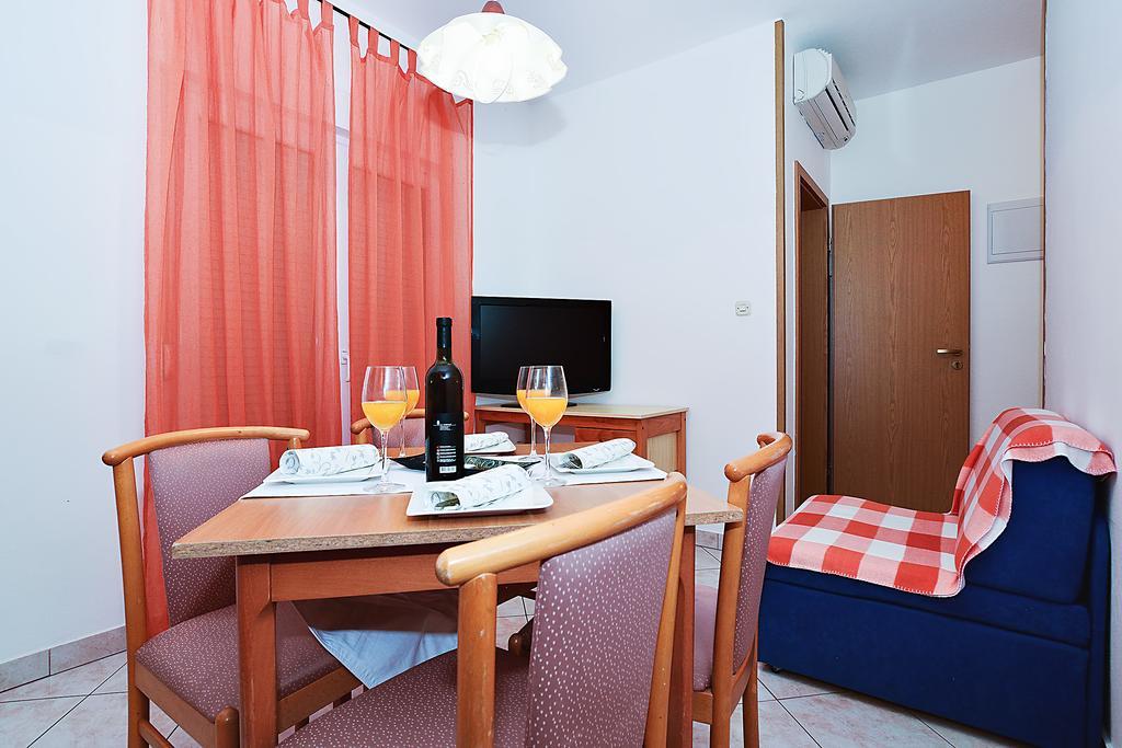 Apartments Lucija Sukošan Eksteriør billede