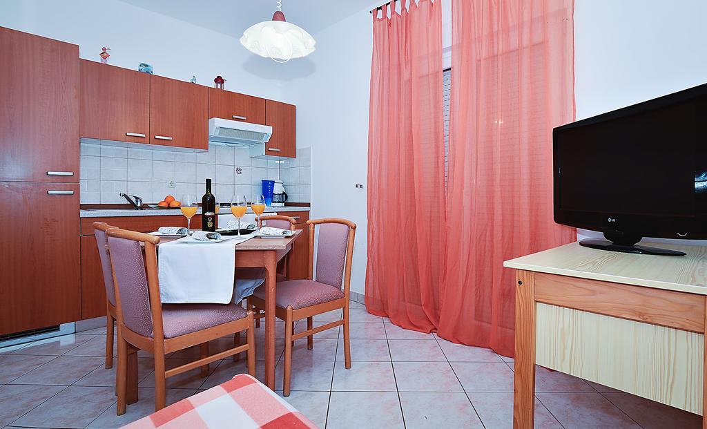 Apartments Lucija Sukošan Eksteriør billede